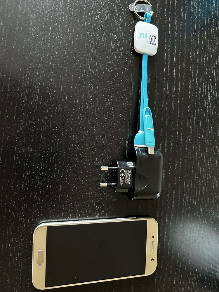 Samsung A5 2017 złoty 32 GB kabel i ladowarka