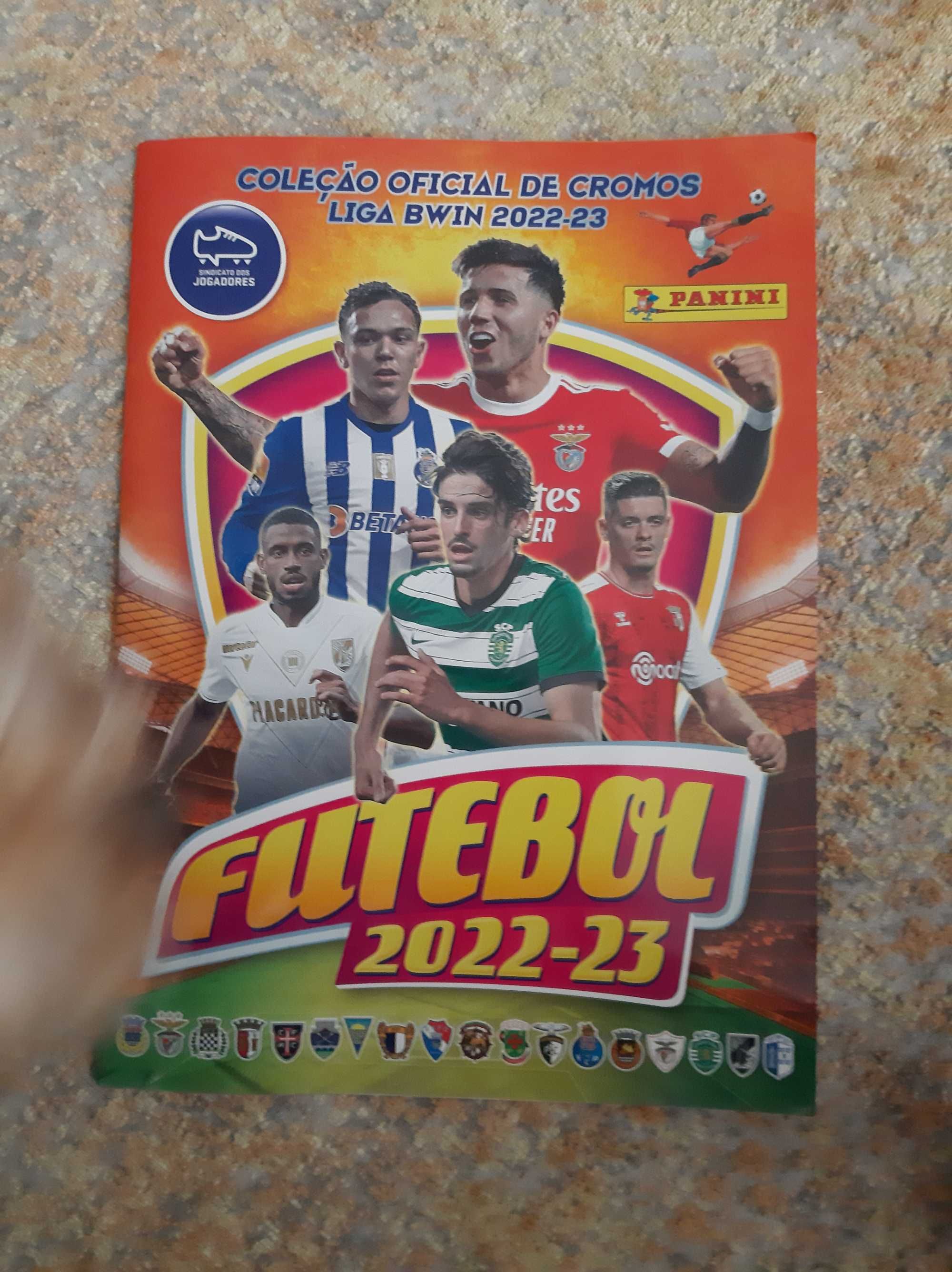 cadernetas de futebol, novas, sem autocolantes