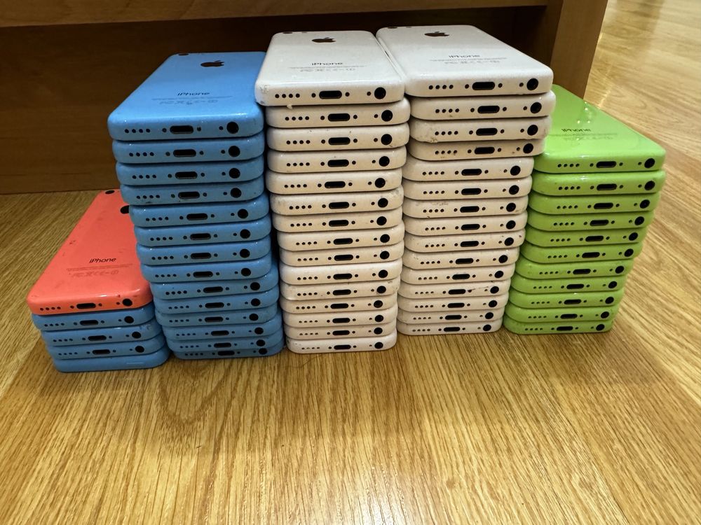 iPhone 5c lot x64