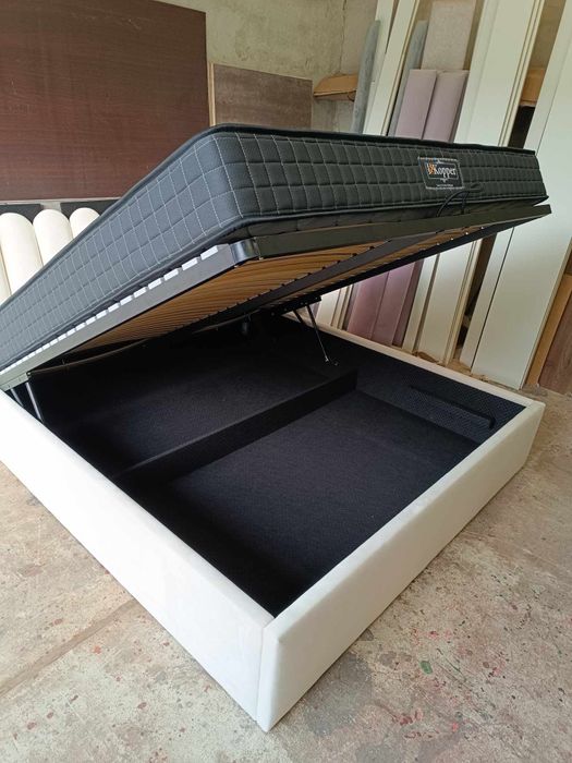 Łóżko panele tapicerowane do ściany łoże sypialnia tapicerowana stelaż