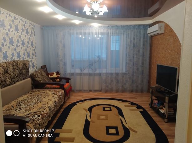 Продам 3-ех комнатную квартиру в центре Каховки 1 кавртал