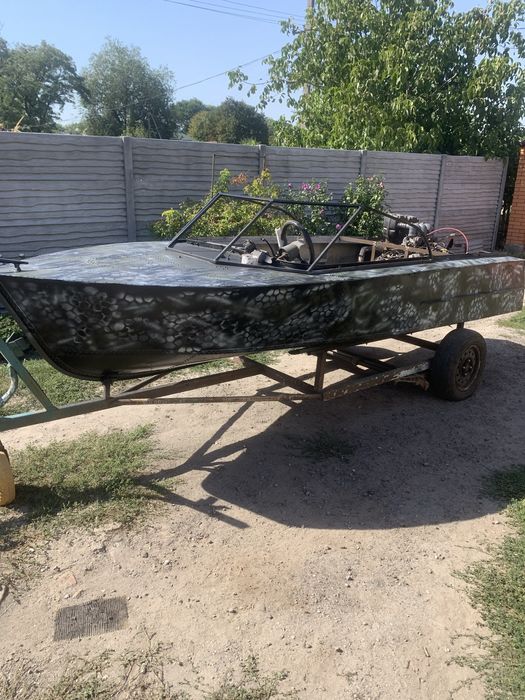 Продам лодку мкм