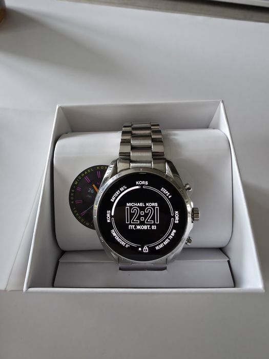 Смарт годинник michael kors gen6 silver (mtk5139)