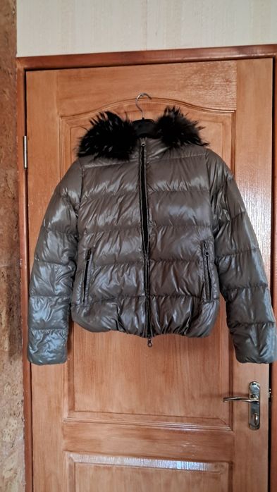 жіночій пуховик Duvetica