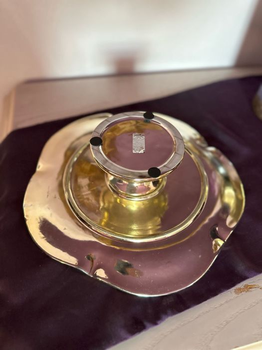 2 peças decorativas usadas como novas