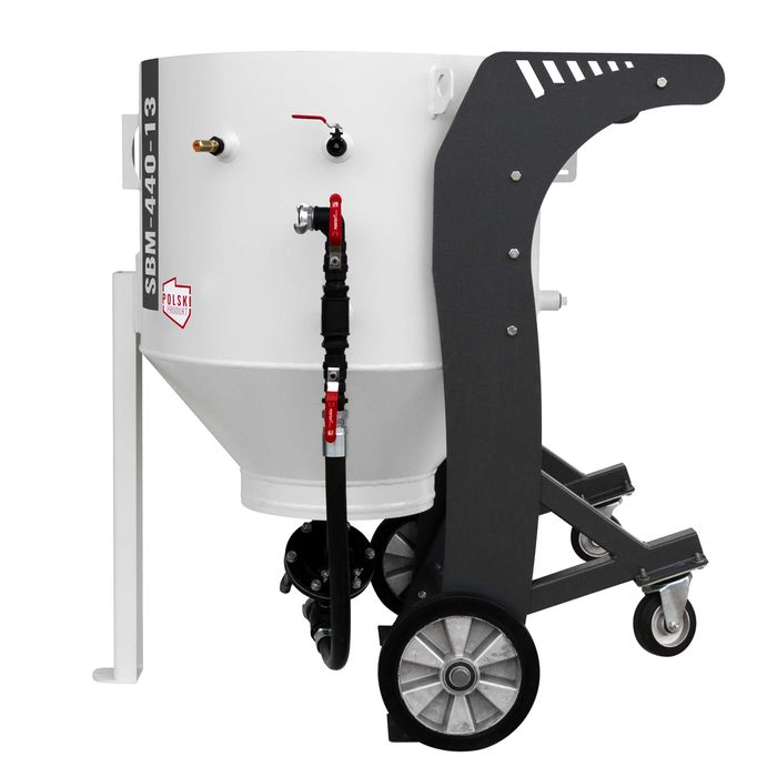 Polska piaskarka syfonowa ciśnieniowa mobilna SBM-440-13 Land Reko