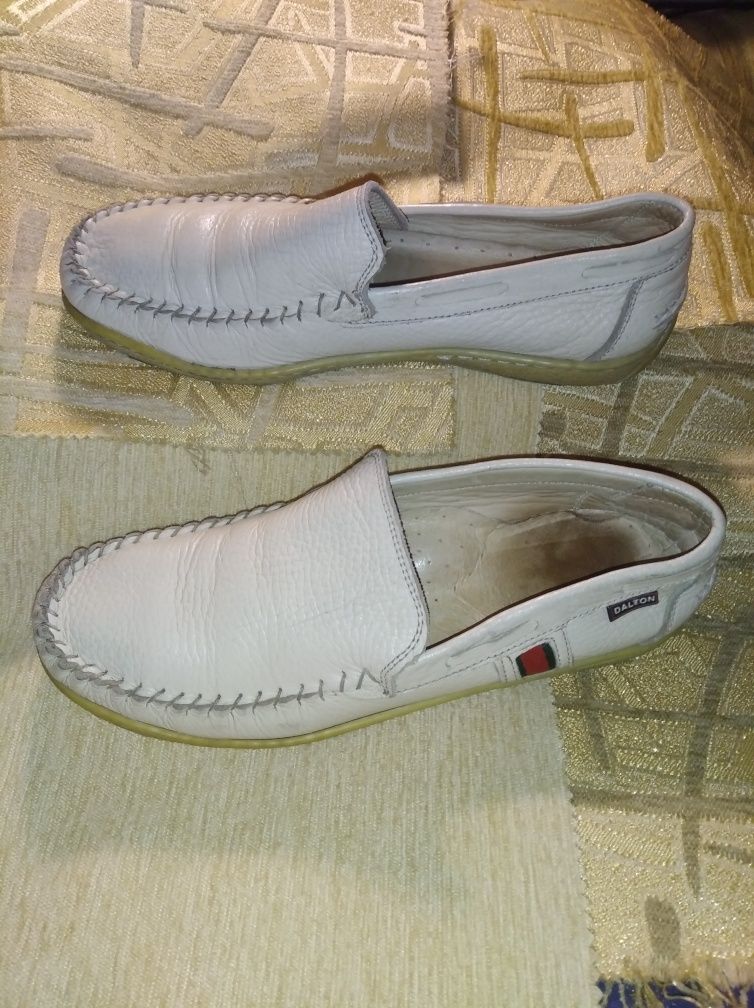 Dalton туфли лоферы мокасины бежевые белые кожаные на лето 36 37