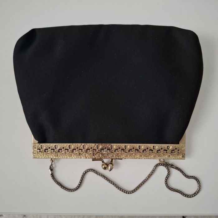 Mała torebka do ręki vintage na złotym łańcuszku /portmonetka