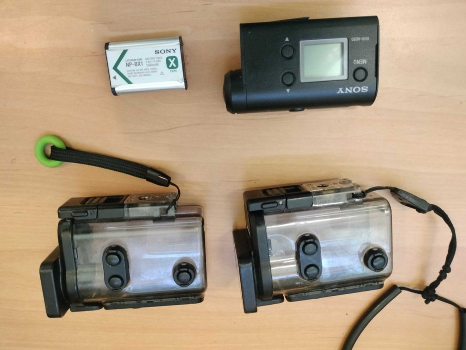 Sony AS50 com 2 baterias e 2 caixas estanques