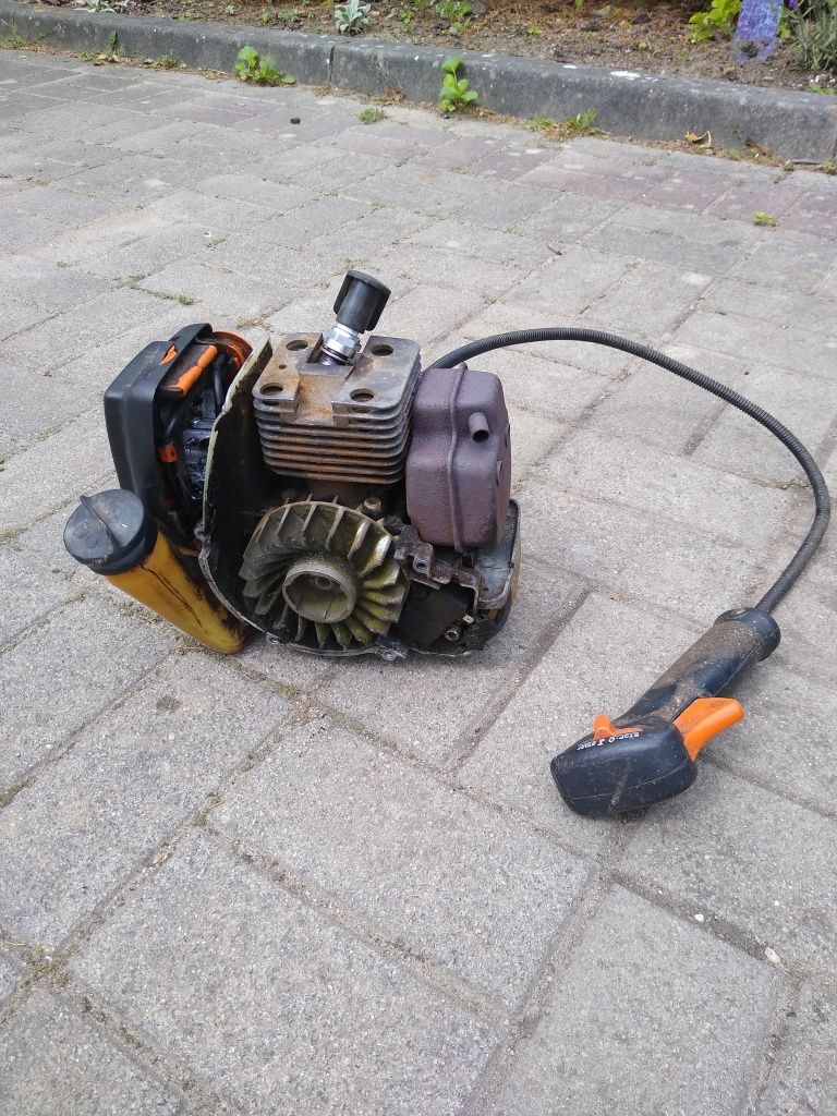 Kosa Stihl w częściach