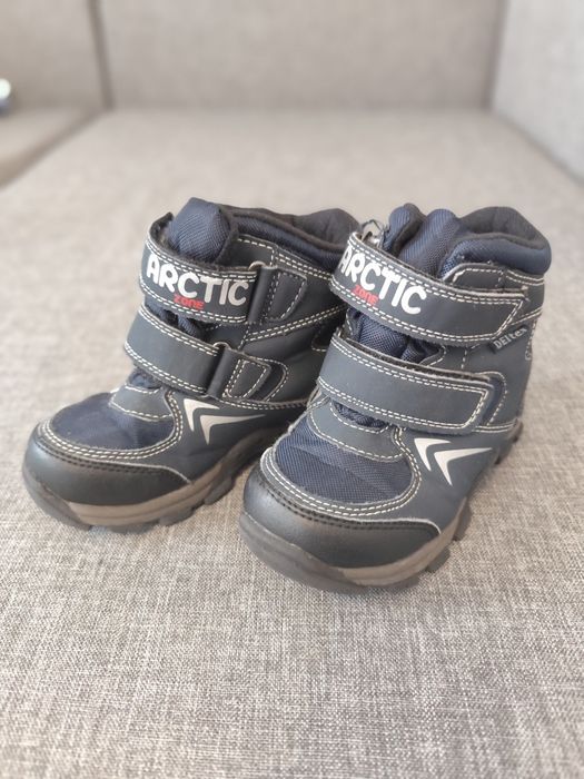 Buty zimowe chłopięce rozm 25