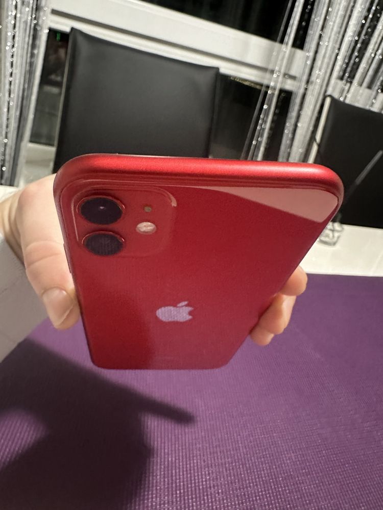 iPhone 11 Red 128GB ( iCloud) идеальный