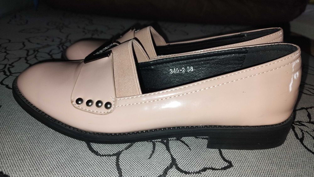 Лофери жіночі беж