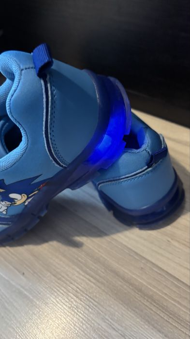 Buty Sonic świecące