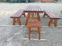 Stół z ławkami + 2 stołki