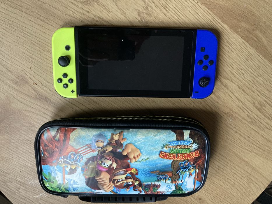 Nintendo Switch + dodatki