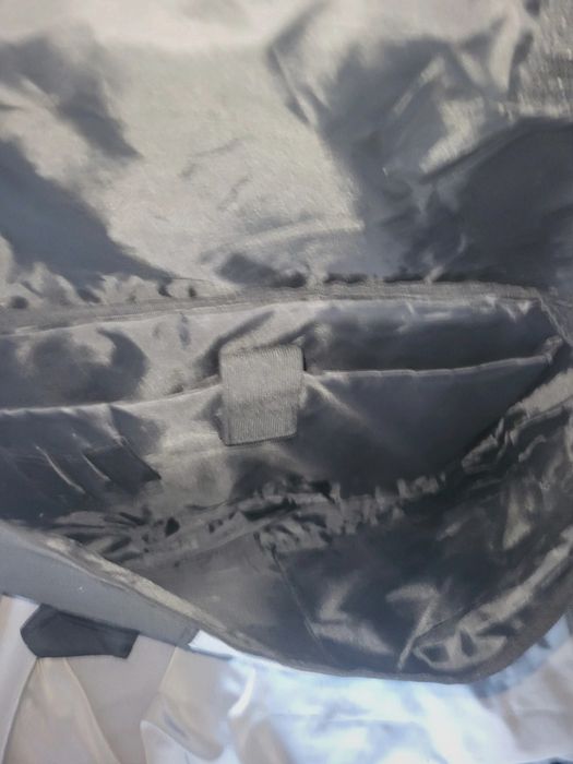 Torba na ramię z filmu „2012” Sony Pictures