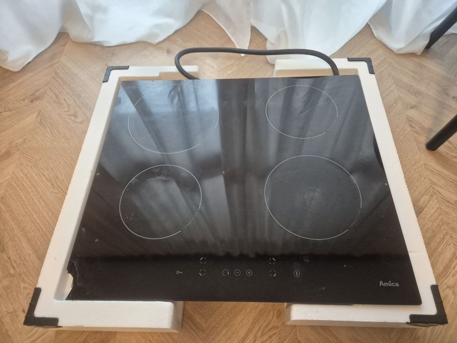 Sprzedam płytę indukcyjną Amica PI6501TU