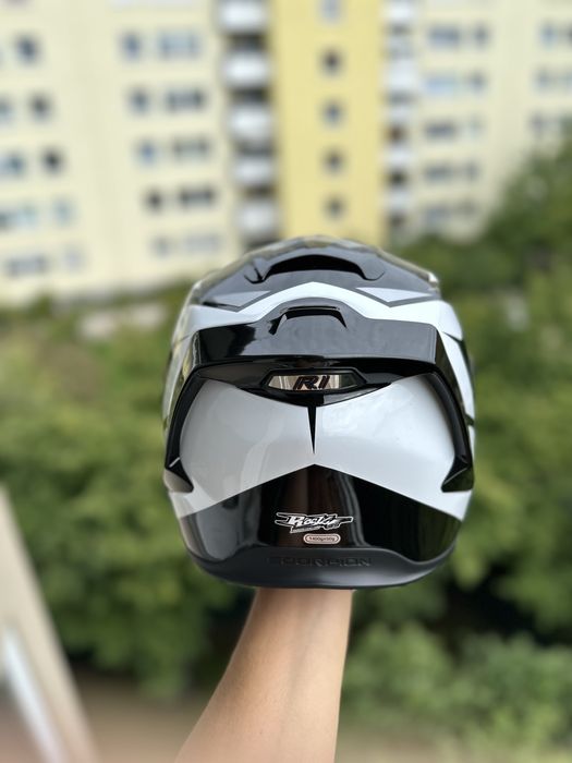 Scorpion Exo R1 S мотошолом agv shoei nolan shark