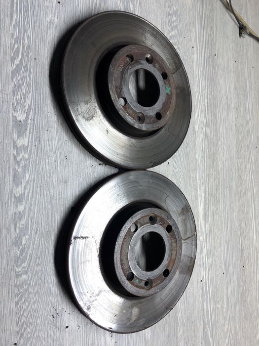 Диски гальмівні передні Renault Logan Dacia Sandero Clio 402063149R