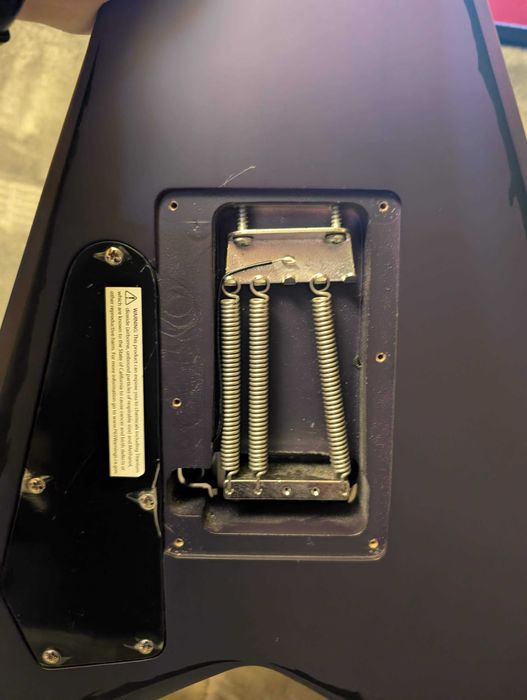 ESP LTD Alexi Ripped Sawtooth + EMG Alexi Set + Hardcase