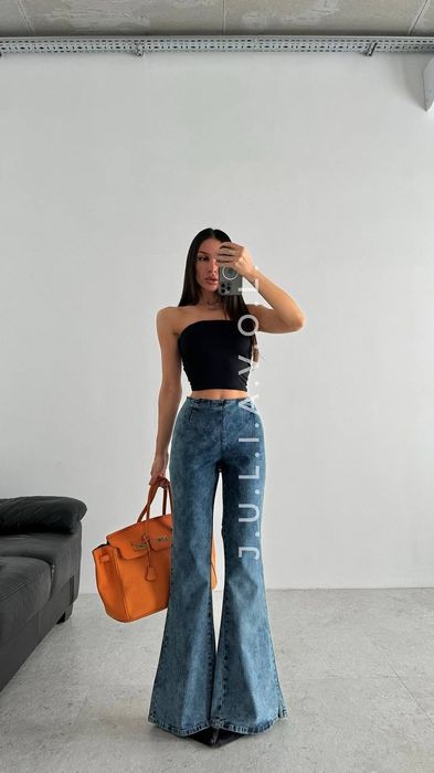 Джинси кльош від PLT