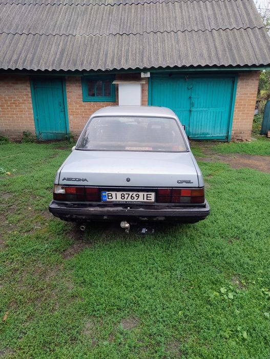 Опель Аскона С 1.6газ/бензин