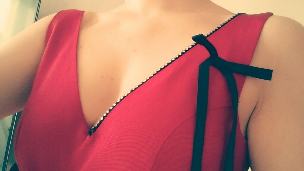 sukienka river island czerwona 10 36 dekolt święta