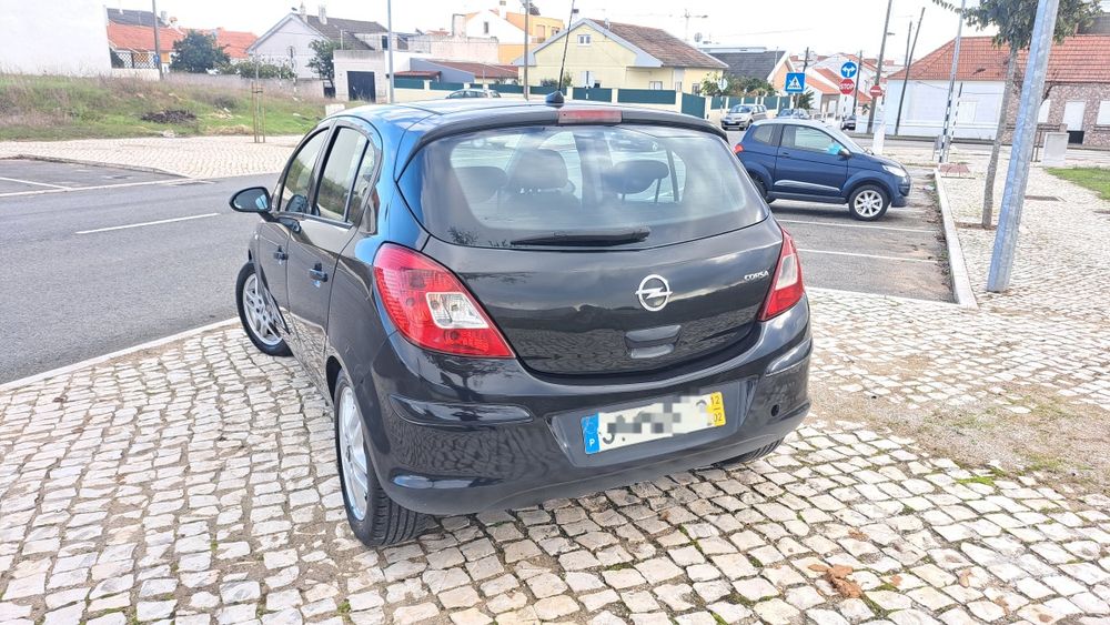 Opel Corsa 1,3 cdti  2012