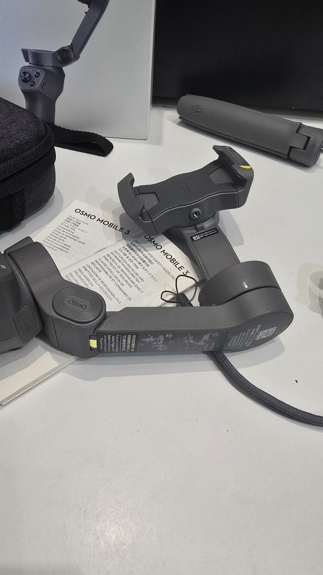 Dji osmo mobile 3 combo