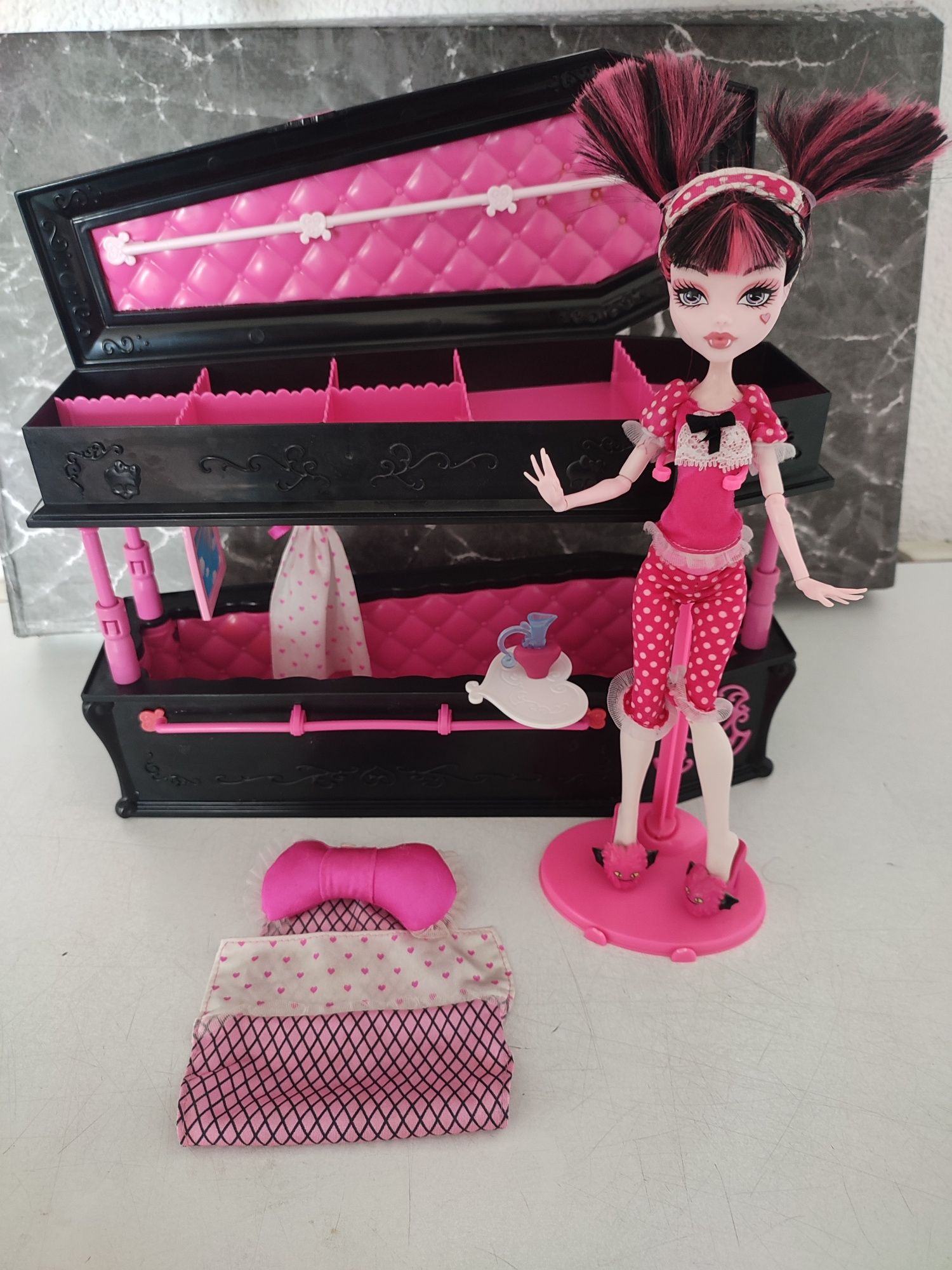 Monster high Draculaura Dead Tired zestaw playset