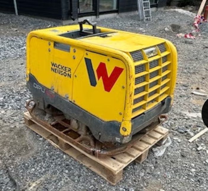 Placa vibratória Wacker Neuson dpu 80 r