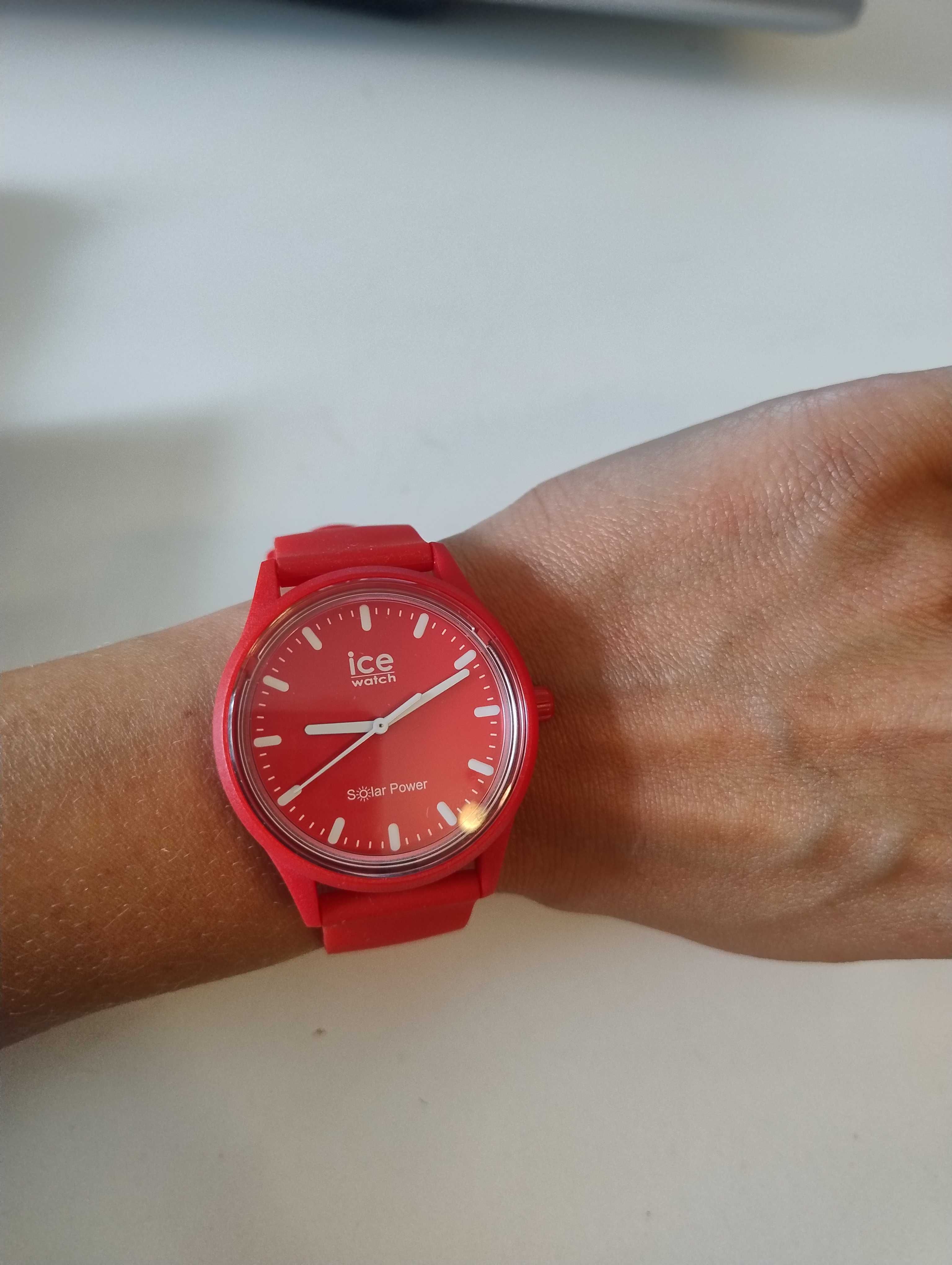 Zegarek Ice-Watch  - Ice Solar Power 017765 czerwony