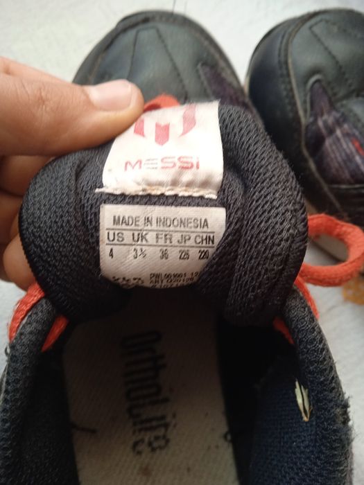 Кросівки Адідас Мессі