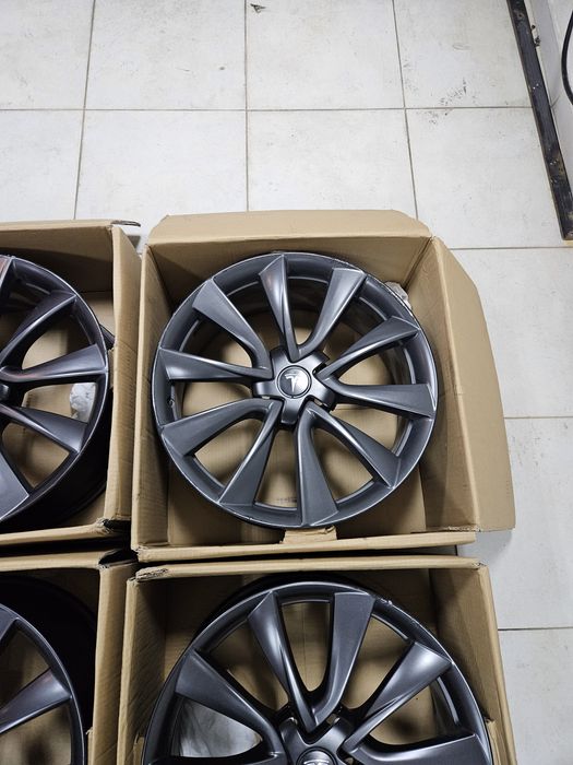 Jantes 20 tesla model 3 performance