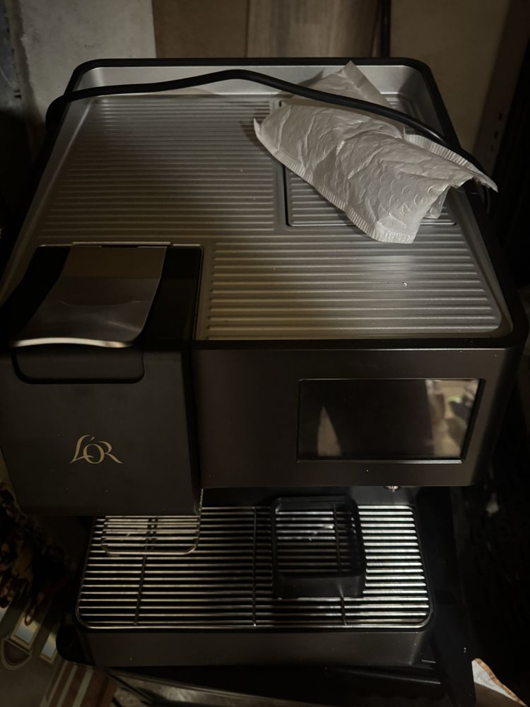 Vende se maquina cafe Lor