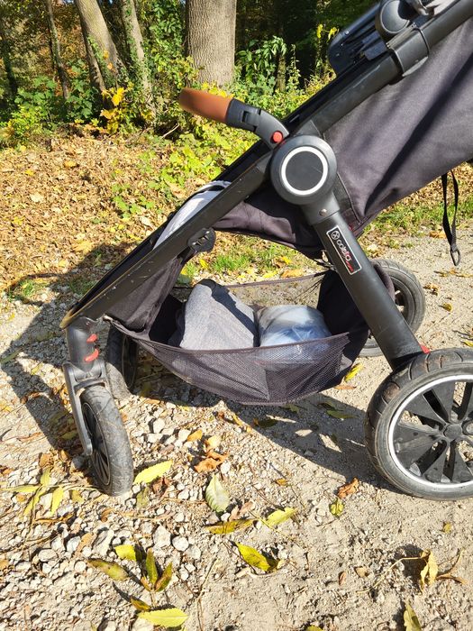 Sprzedam wózek coletto joggy
