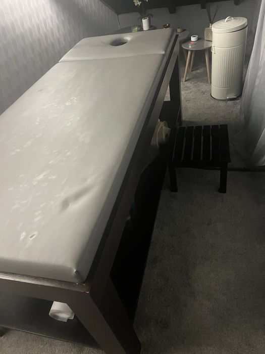 Marquesa de Madeira Maciça – Ideal para Spa, Massagens ou Estética