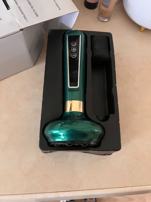 Вакуумний масажер