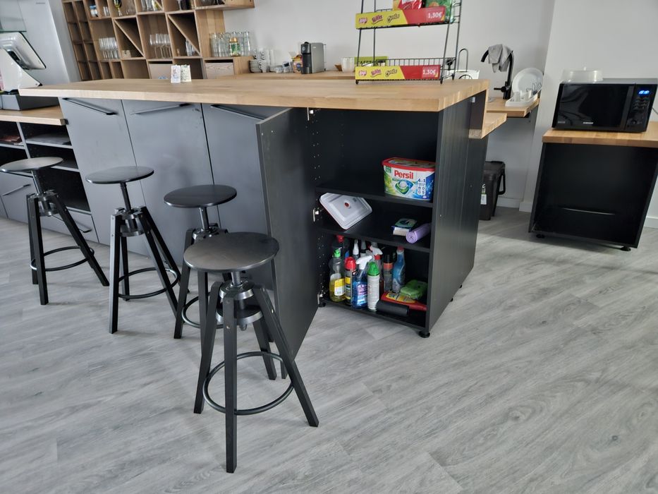 Vendo balcão modular, bom para restauração