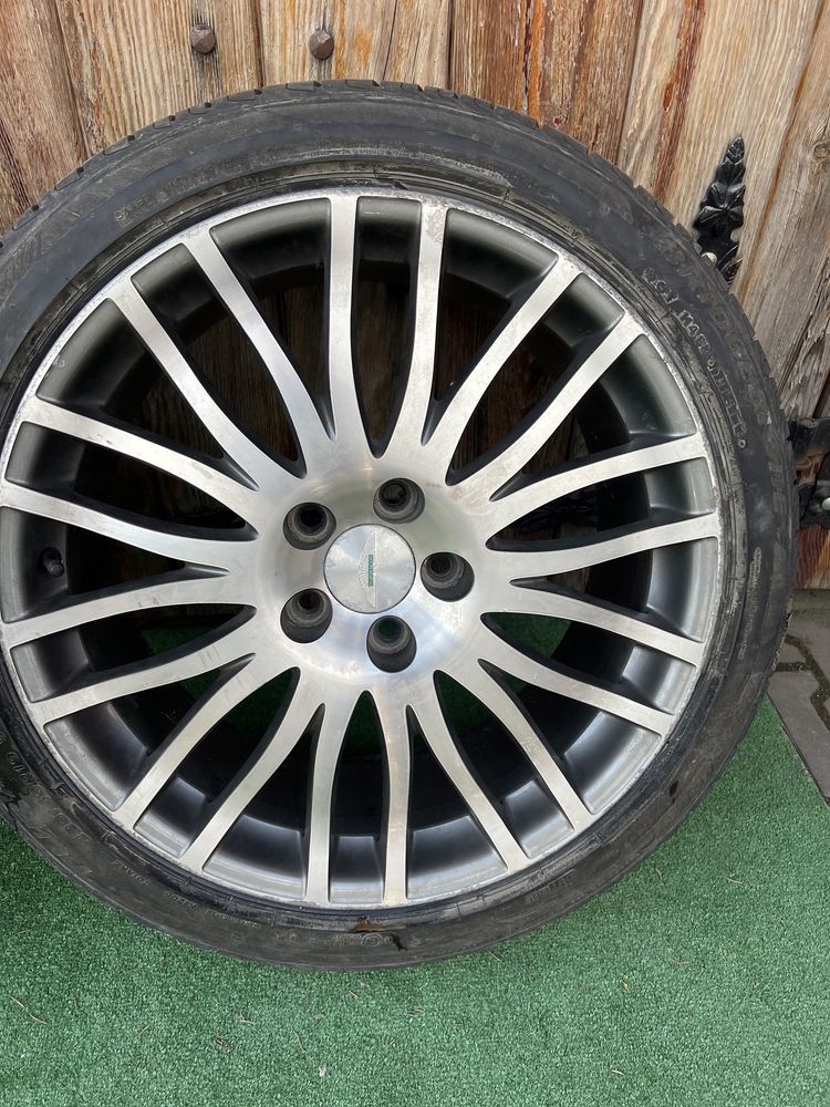 Alufelgi 5x114.3 Aston Martin 19 cali bez opon