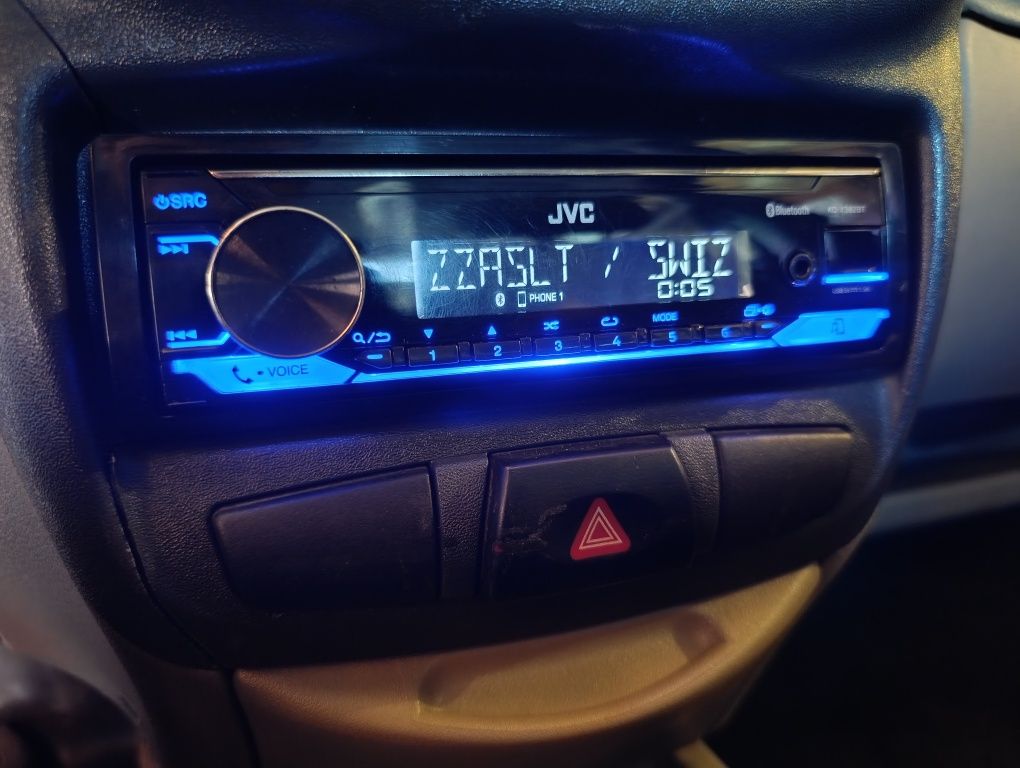 JVC kd-x382BT Блютуз (в идеальном состоянии!)