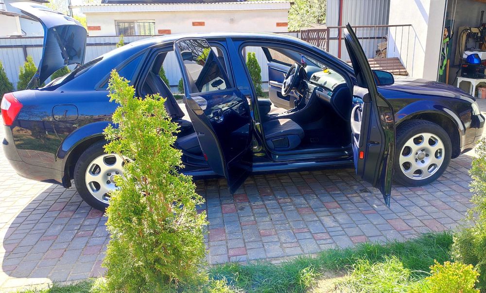 Продам audi a4b6