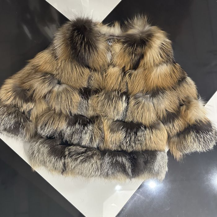 Шуба натуральна лисиця шуба из лисы полушубок