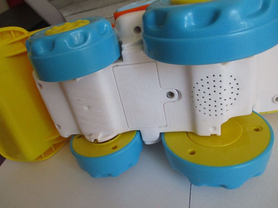 Fisher price-pojazd grający