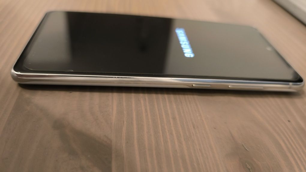Samsung Galaxy S20 FE 8/256 zadbany sprawny biały