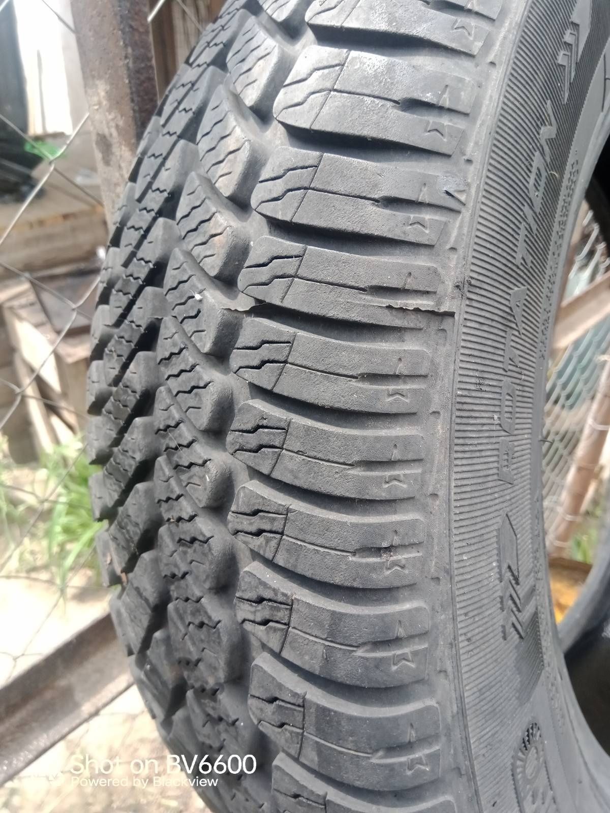 Goodyear Vector R15