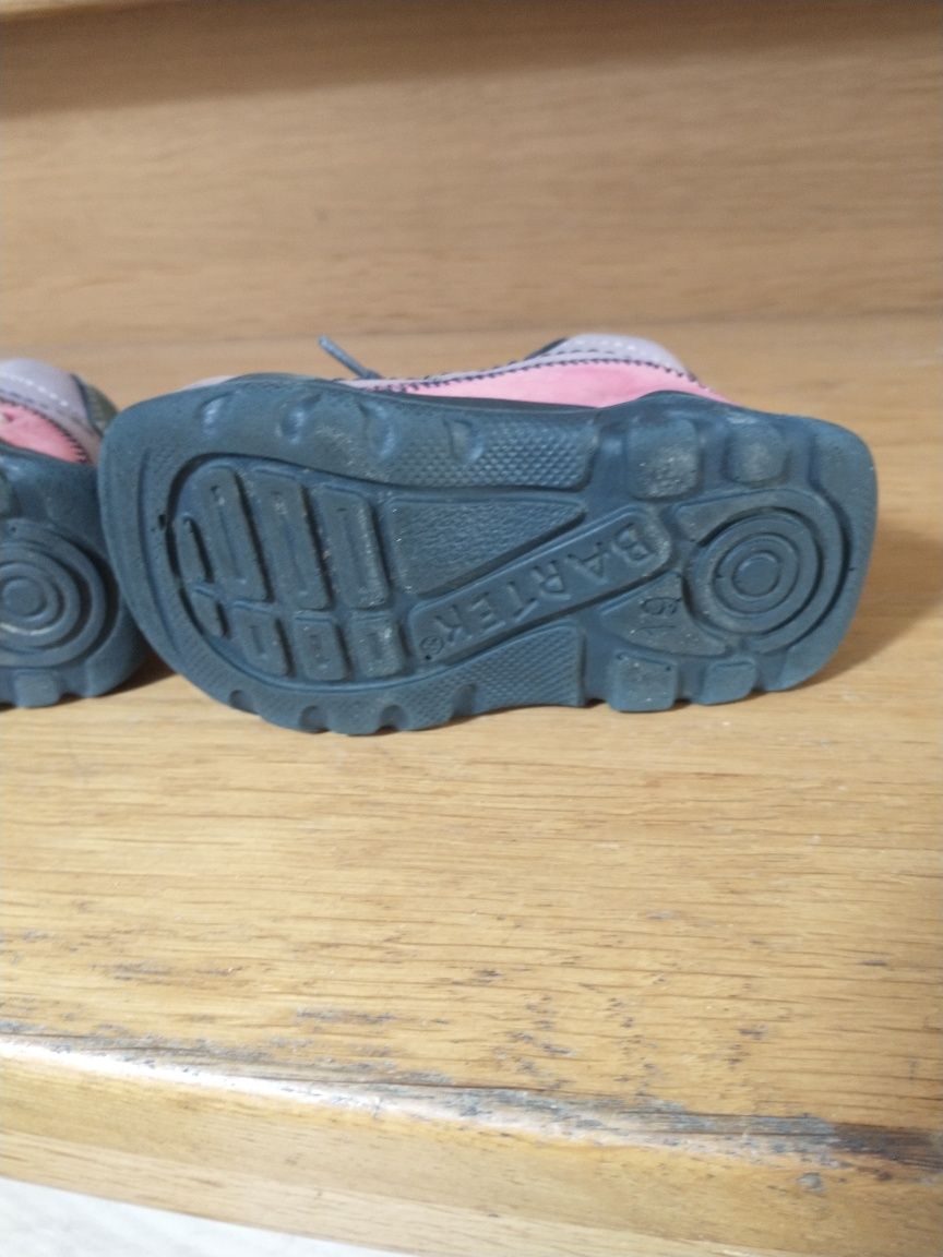 Buty półbuty ze skóry dla dziewczynki rozm 19 wkładka 13cm Bartek