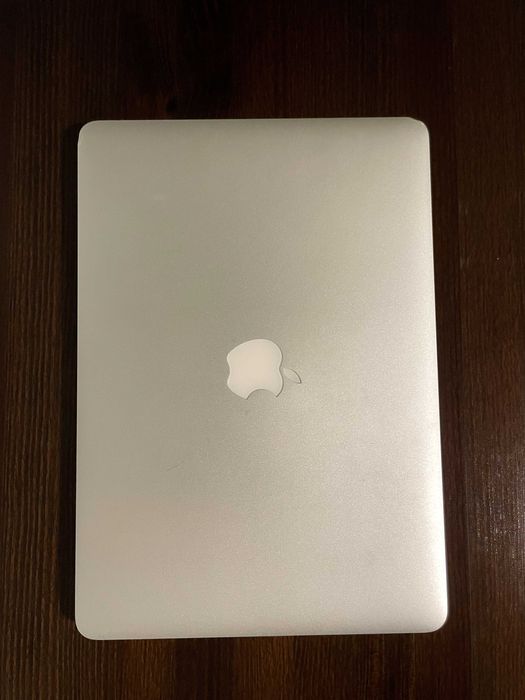MacBook Air 13,3'' 2017, Intel Core i5, 8GB de SDRAM, SSD de 128 GB