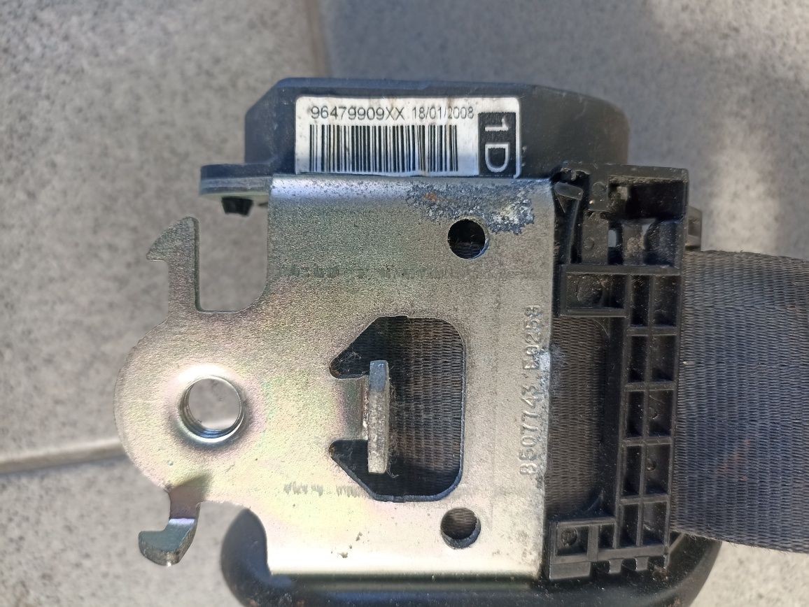 Pas bezpieczeństwa prawy przód Citroen C4 3d
